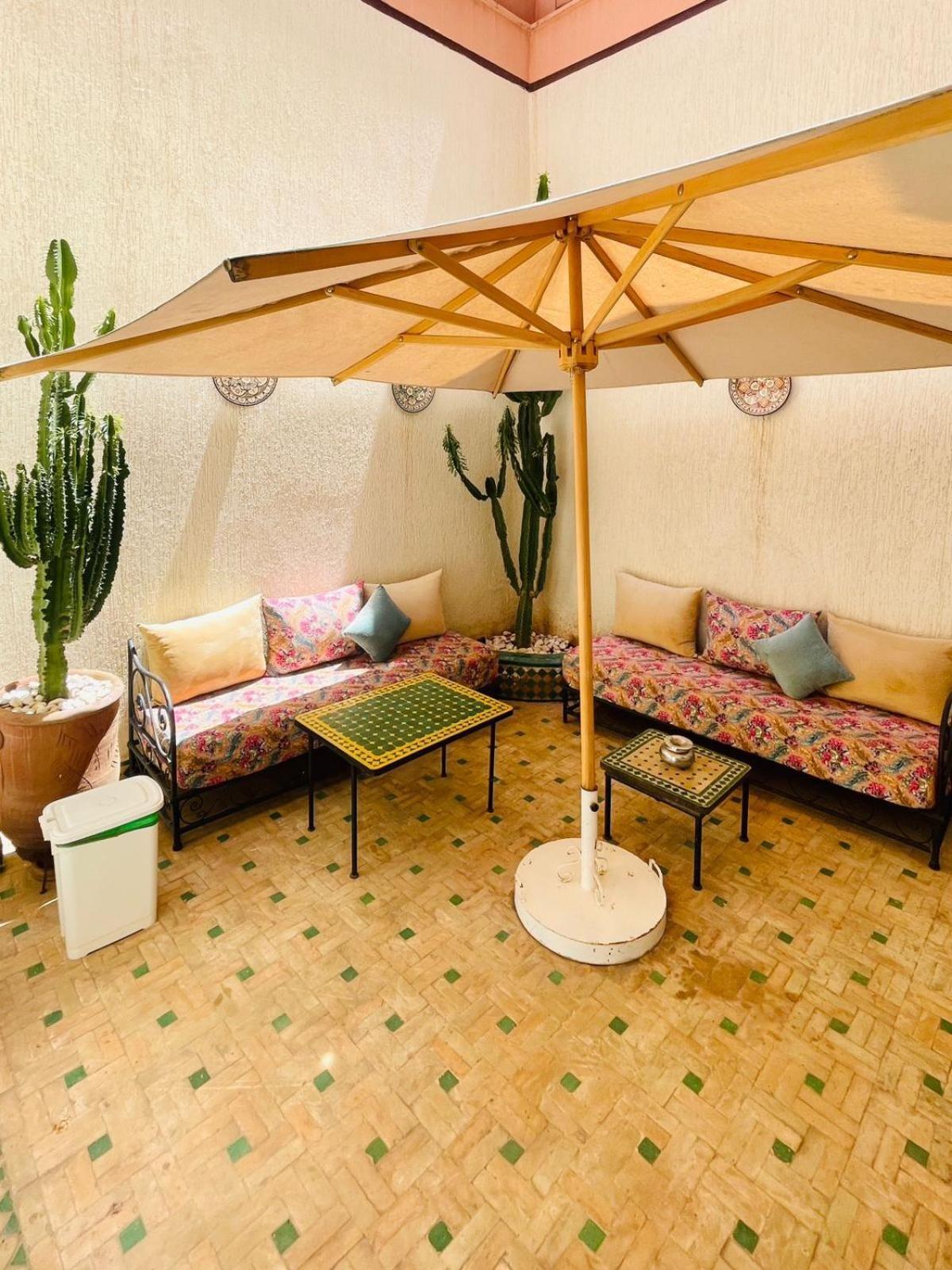 Riad Douirtna マラケシュ エクステリア 写真